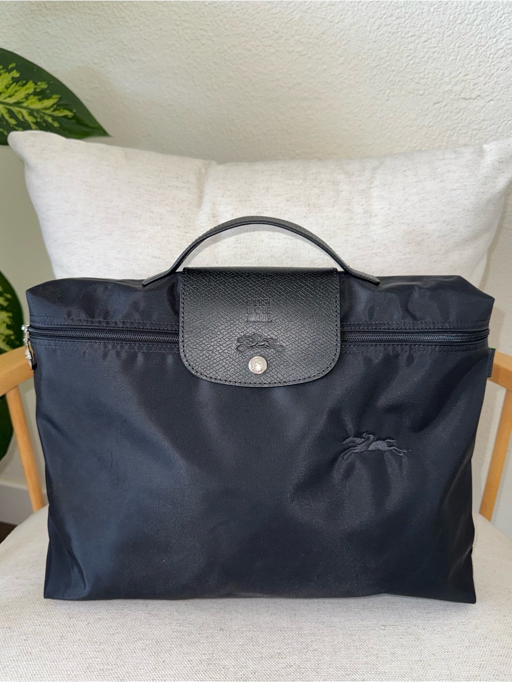 RARE Golden Globe Awards Longchamp Le Pliage Black Nylon Briefcase Bag TopHandle